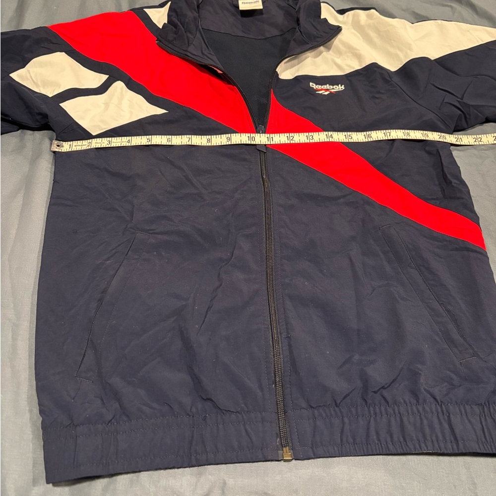 Reebok Navy and Red Windbreaker Jacket Mens Small - Picture 3 of 7